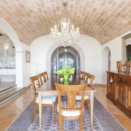 Horizonte Villa *