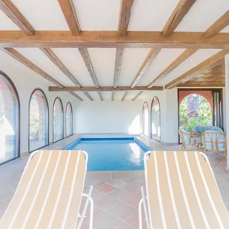 Horizonte Villa *